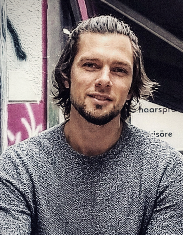 An Image of Roberth Elmersson, Head of Content at Serpify